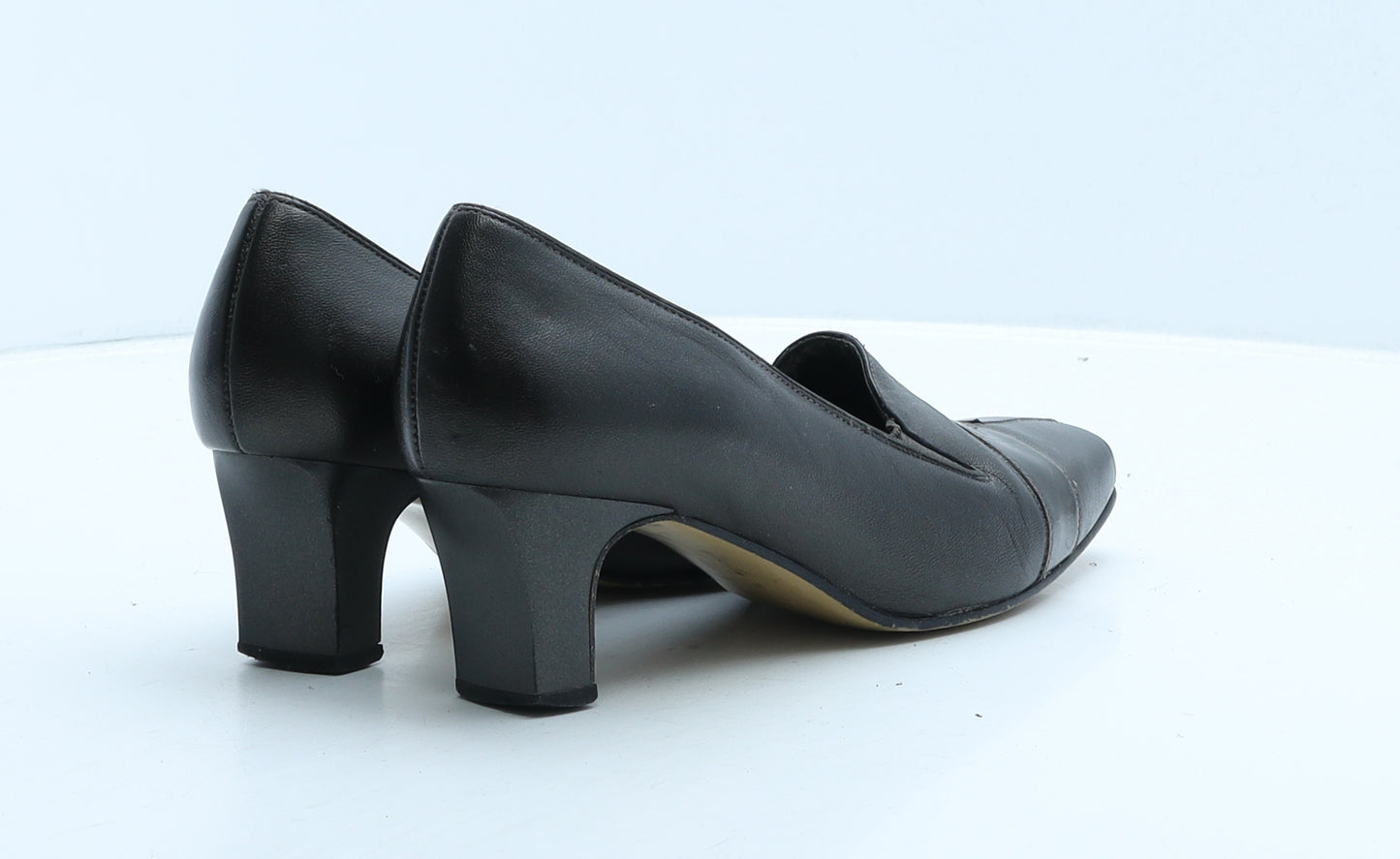 Preworn Womens Brown Leather Court Heel UK 4