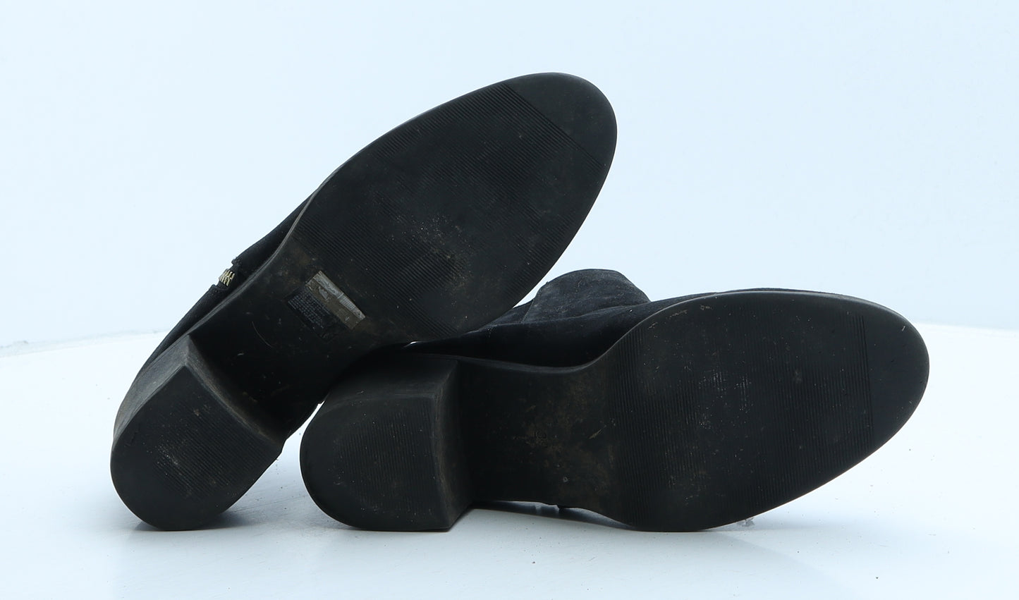Preworn Womens Black Suede Bootie Boot UK 6 39