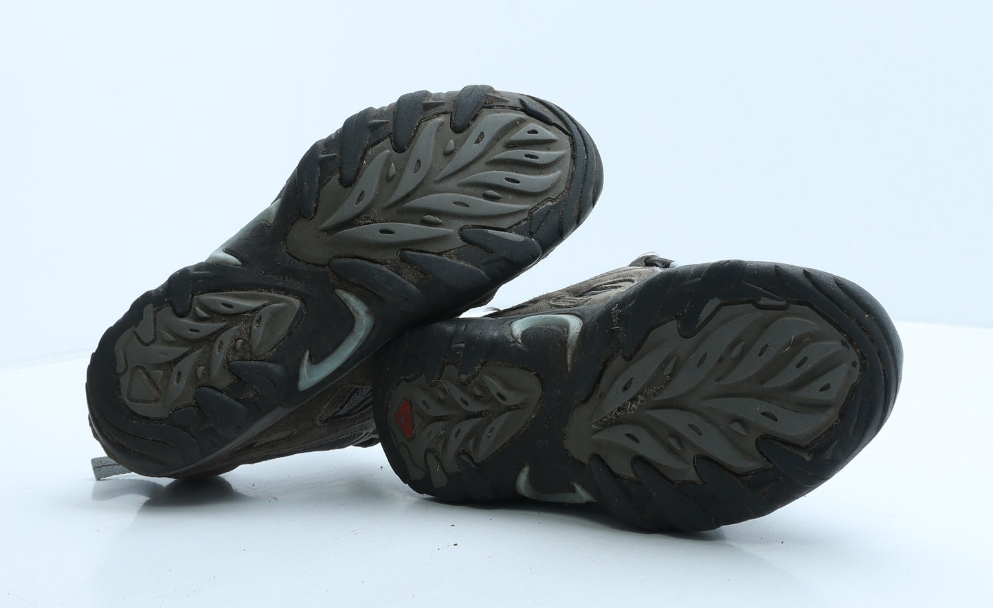 Salomon Womens Grey Geometric Fabric Trainer UK 6 39.5