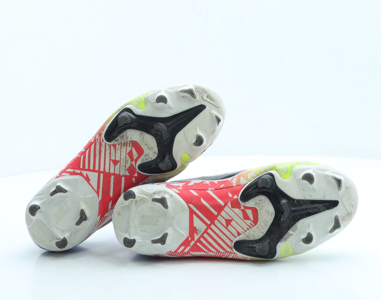 Nike Boys Multicoloured Geometric Leather Trainer UK 4 36.5