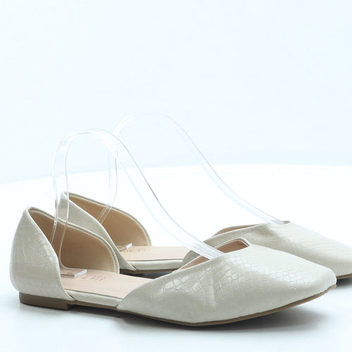 Primark Womens Ivory Animal Print Leather Slip On Flat UK 6 39 US 8 - Wide Fit