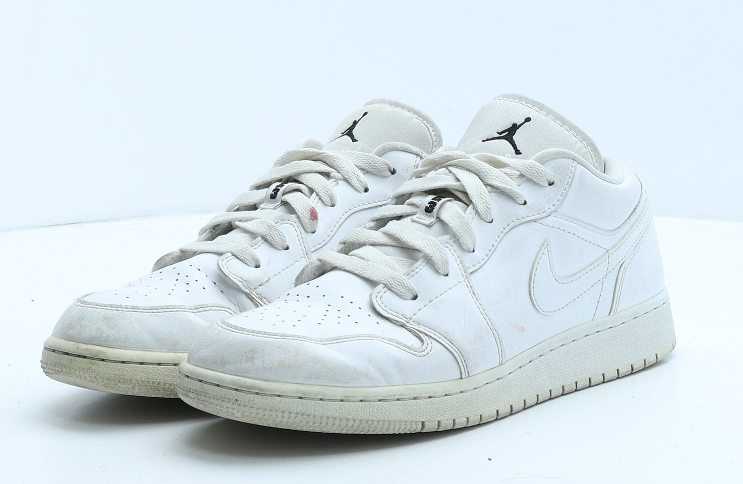 Nike Boys White Leather Trainer UK 5.5 38.5 - Air Jordan