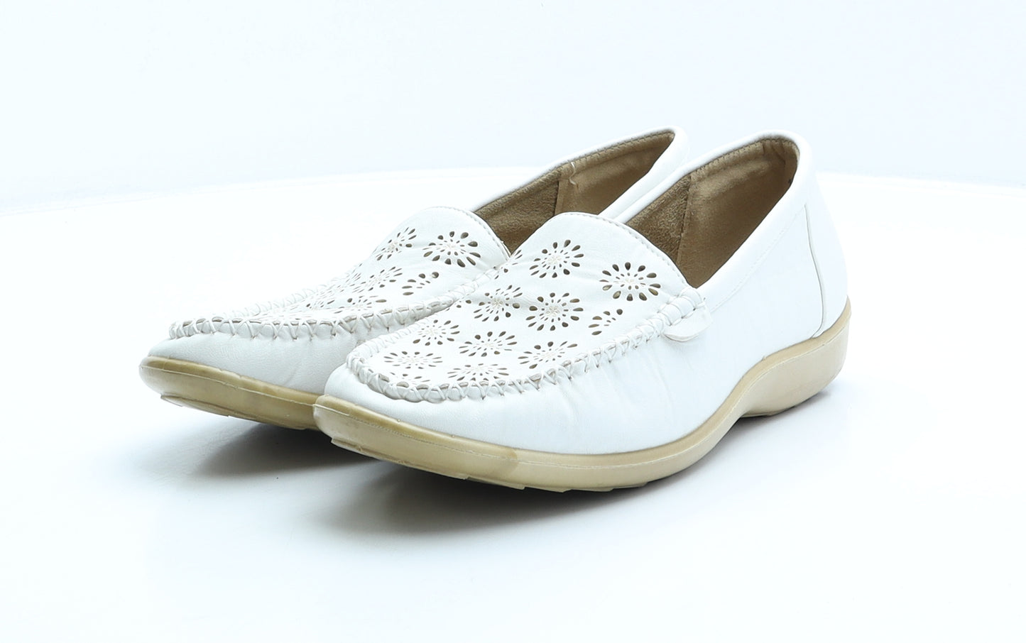 Softlites Womens White Floral Synthetic Loafer Flat UK 7