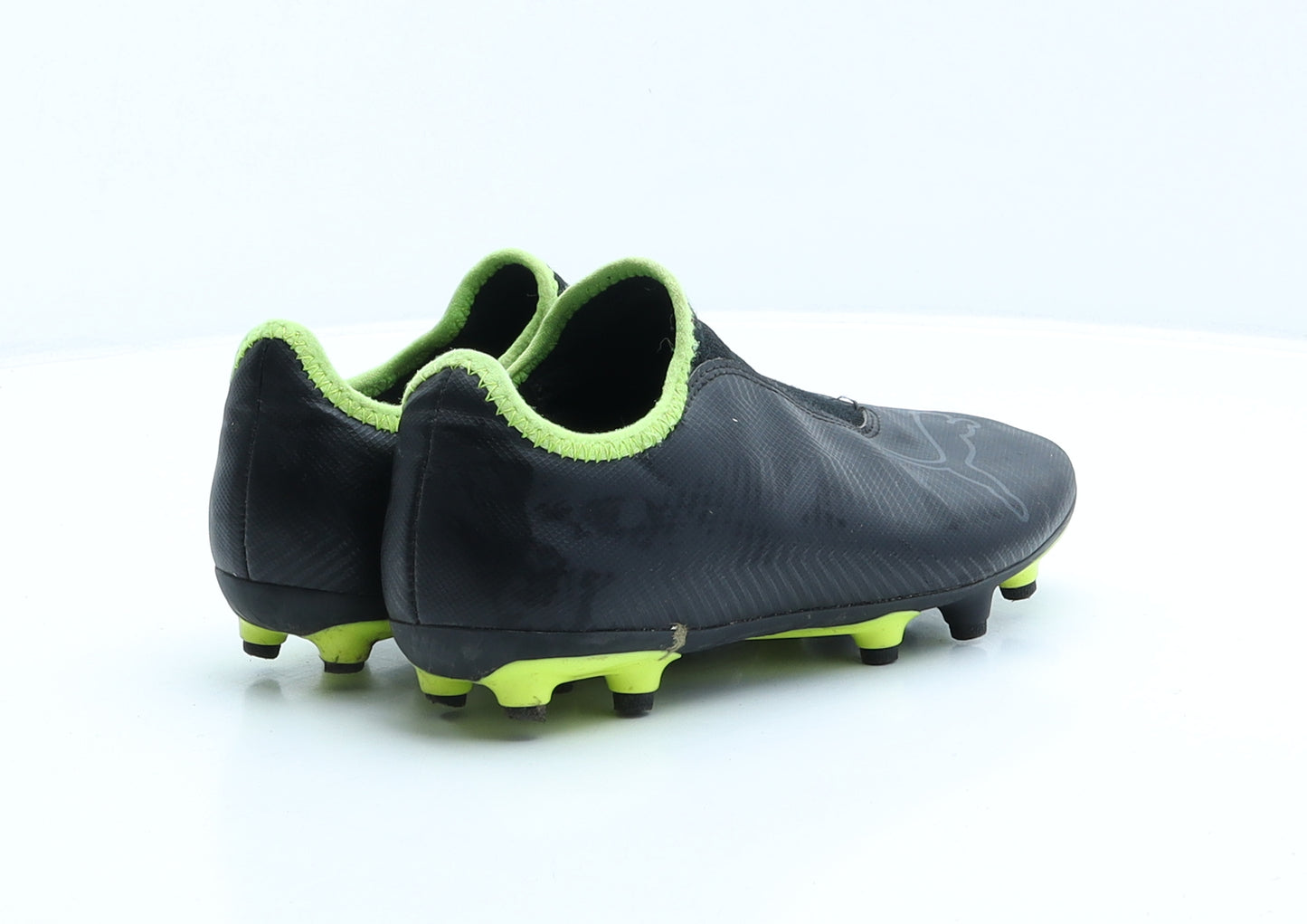 PUMA Boys Black Geometric Synthetic Trainer UK 3 35.5 - Football shoes