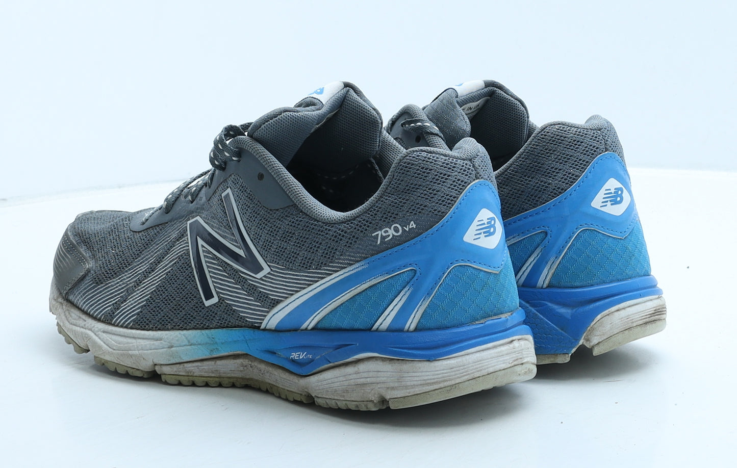 New Balance Mens Grey Geometric Fabric Trainer UK 8 42
