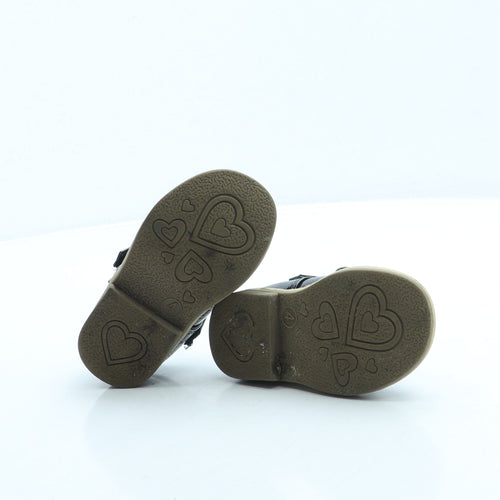 F&F Girls Black Leather Mary Jane Flat UK 4 20 - Stars