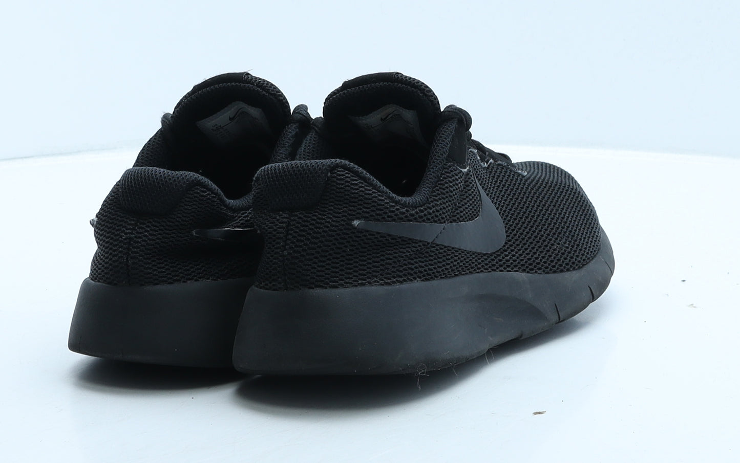 Nike Boys Black Fabric Trainer UK 5 38