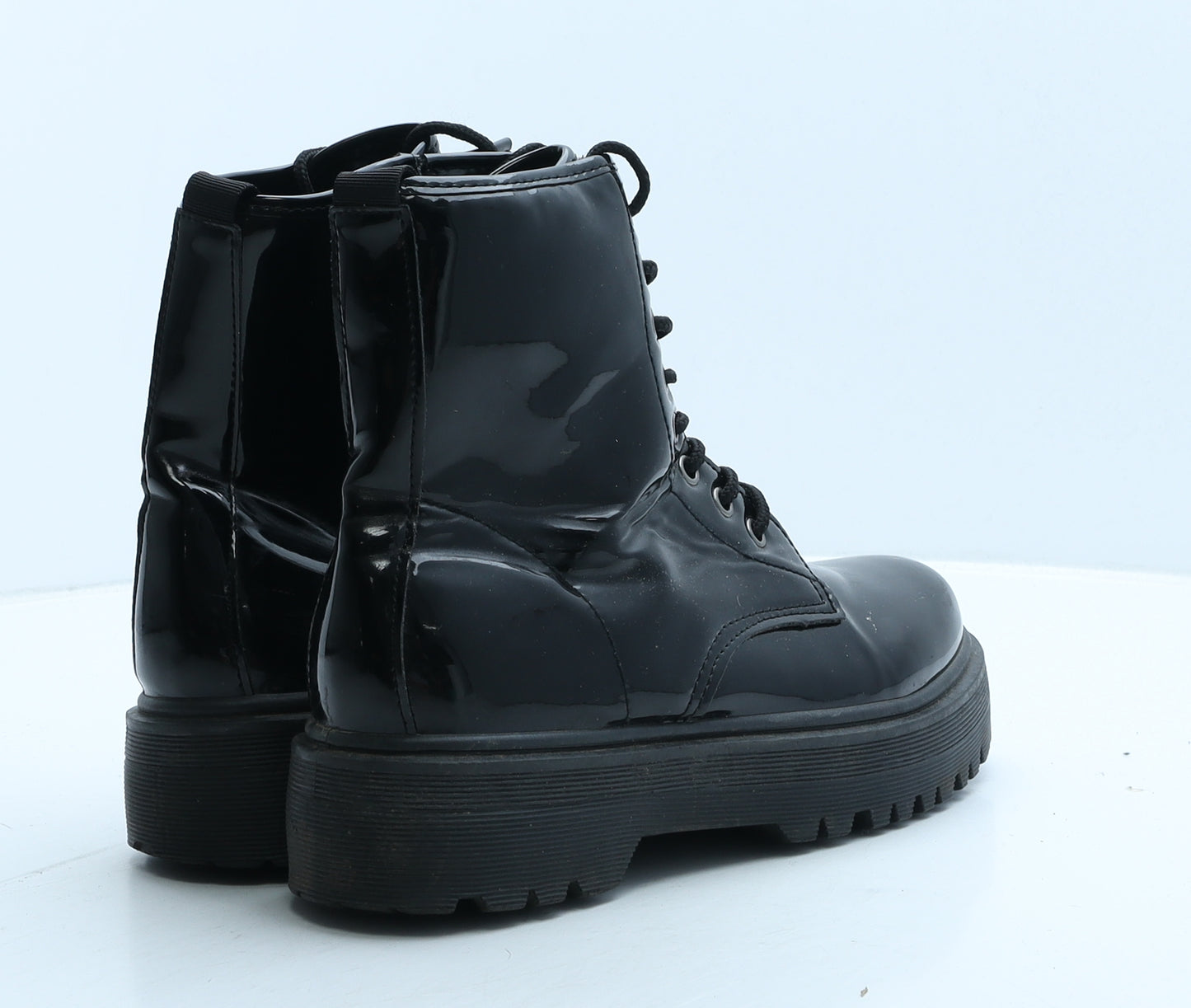 Preworn Womens Black Vinyl Combat Boot UK 6