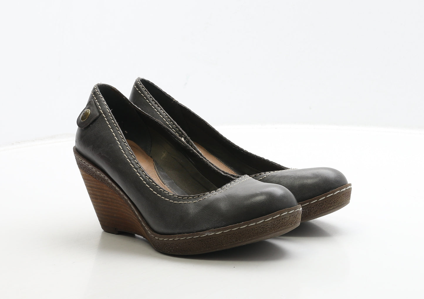 Clarks Womens Grey Leather Court Heel UK 5 38 - Stitching Detail