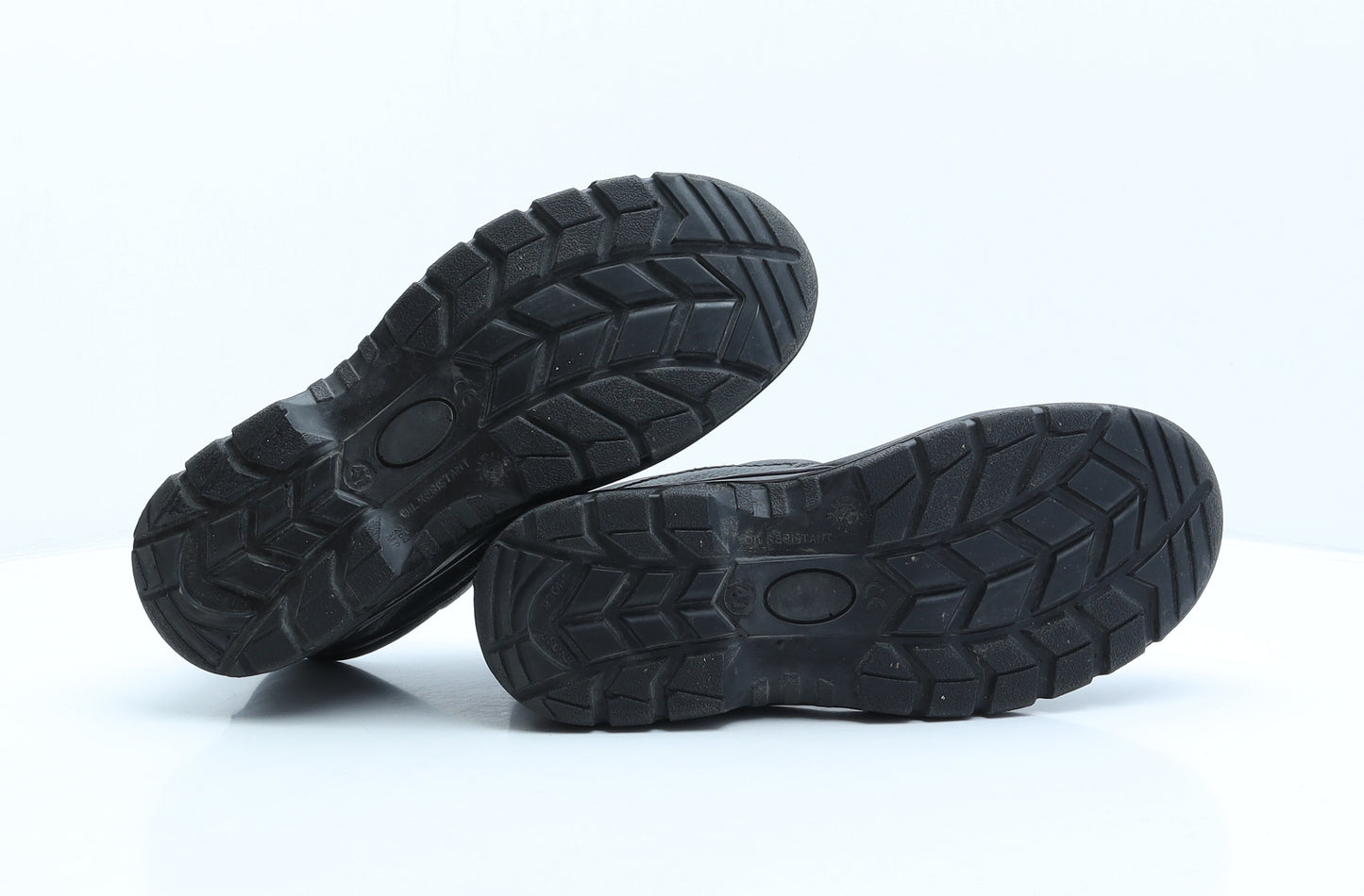 Work Tough Mens Black Leather Trainer UK 7 41 - Oil Resistant, Work shoes
