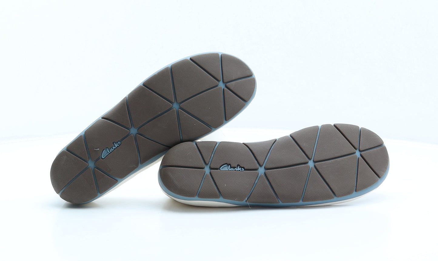 Clarks Womens Ivory Leather Ballet Flat UK 4