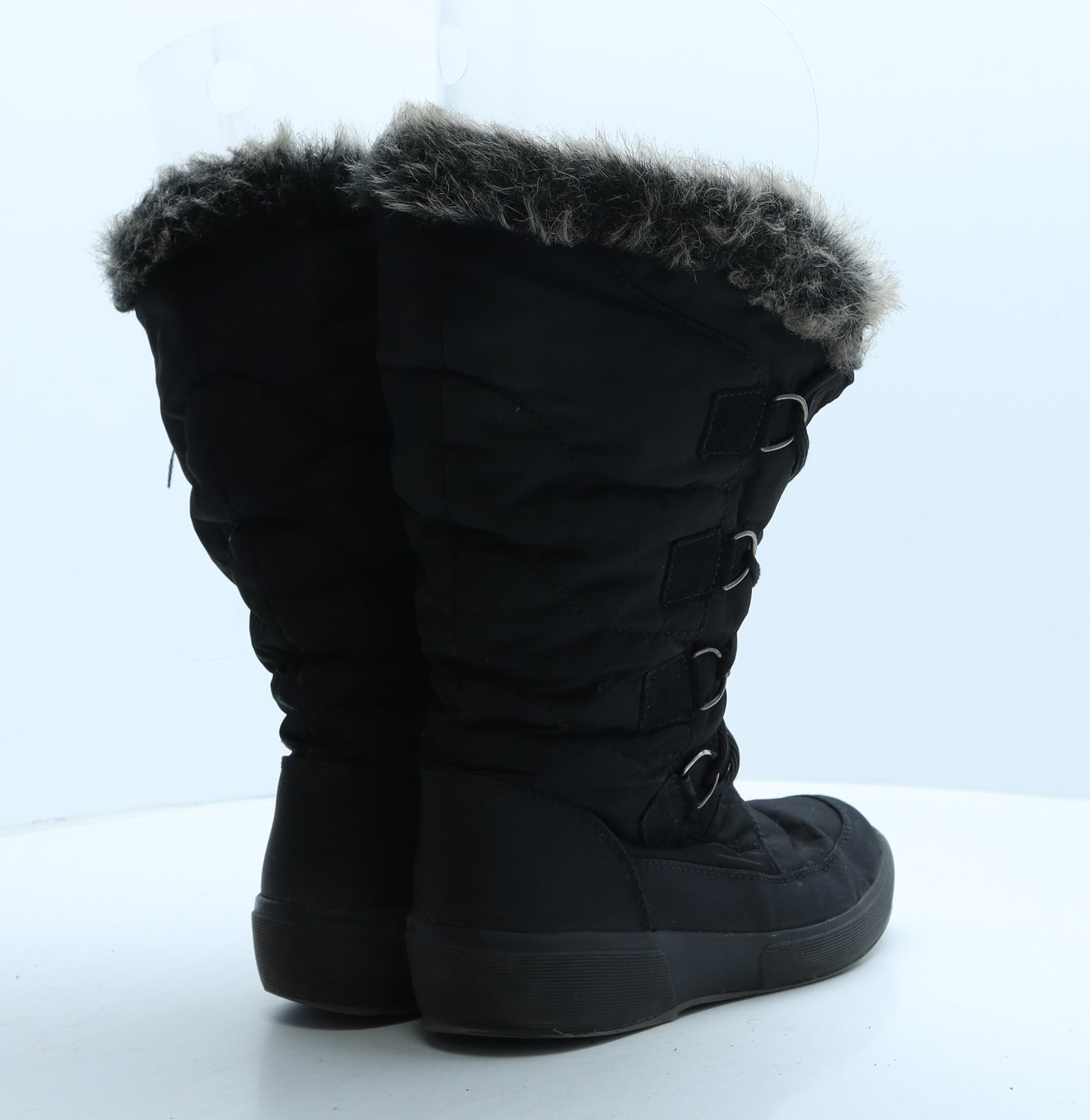 A. Womens Black Synthetic Snow Boot Boot UK 7 40