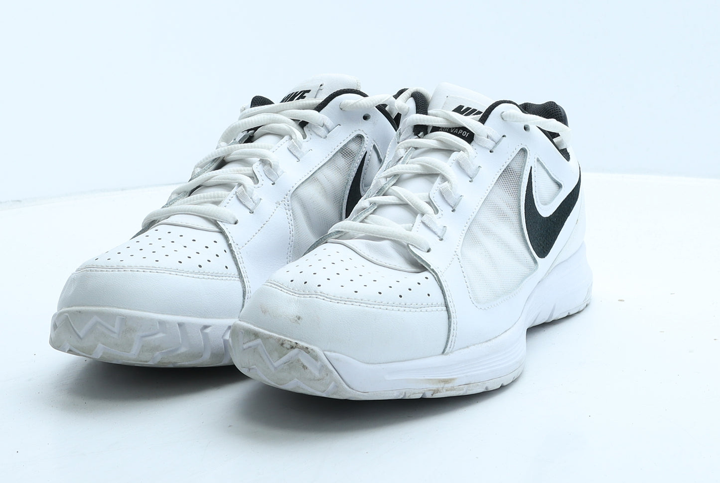 Nike Mens White Geometric Leather Trainer UK 10 45