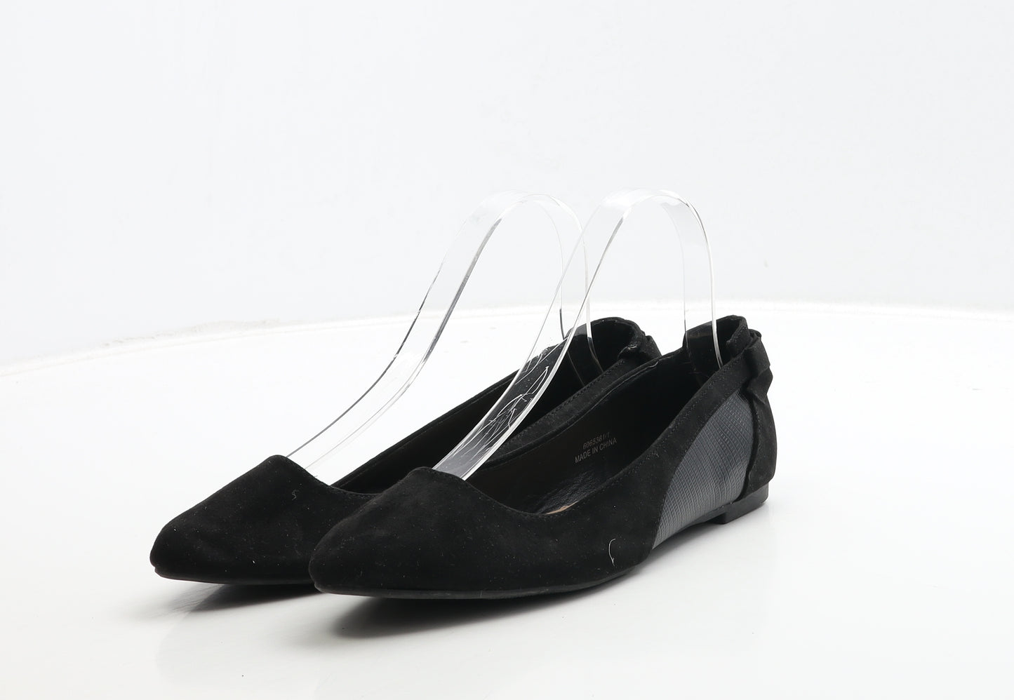 New Look Girls Black Leather Flat UK 4 37 - 915 Generation
