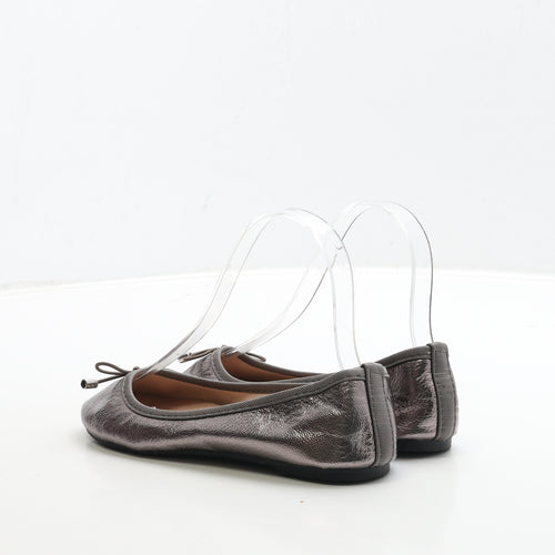Primark Girls Grey Leather Ballet Flat UK 2 35