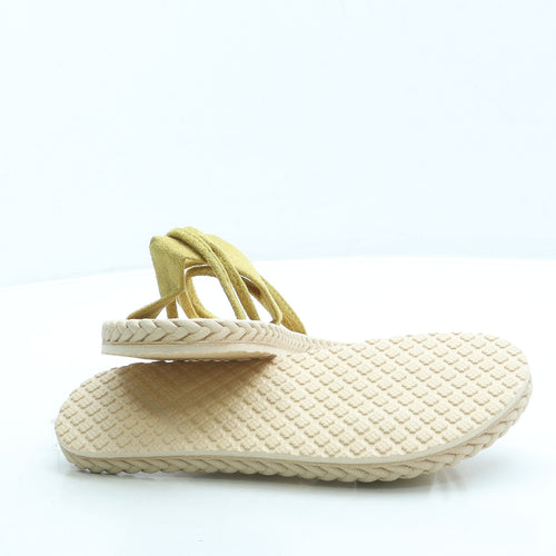 Preworn Womens Yellow Suede Slip On Sandal UK 5