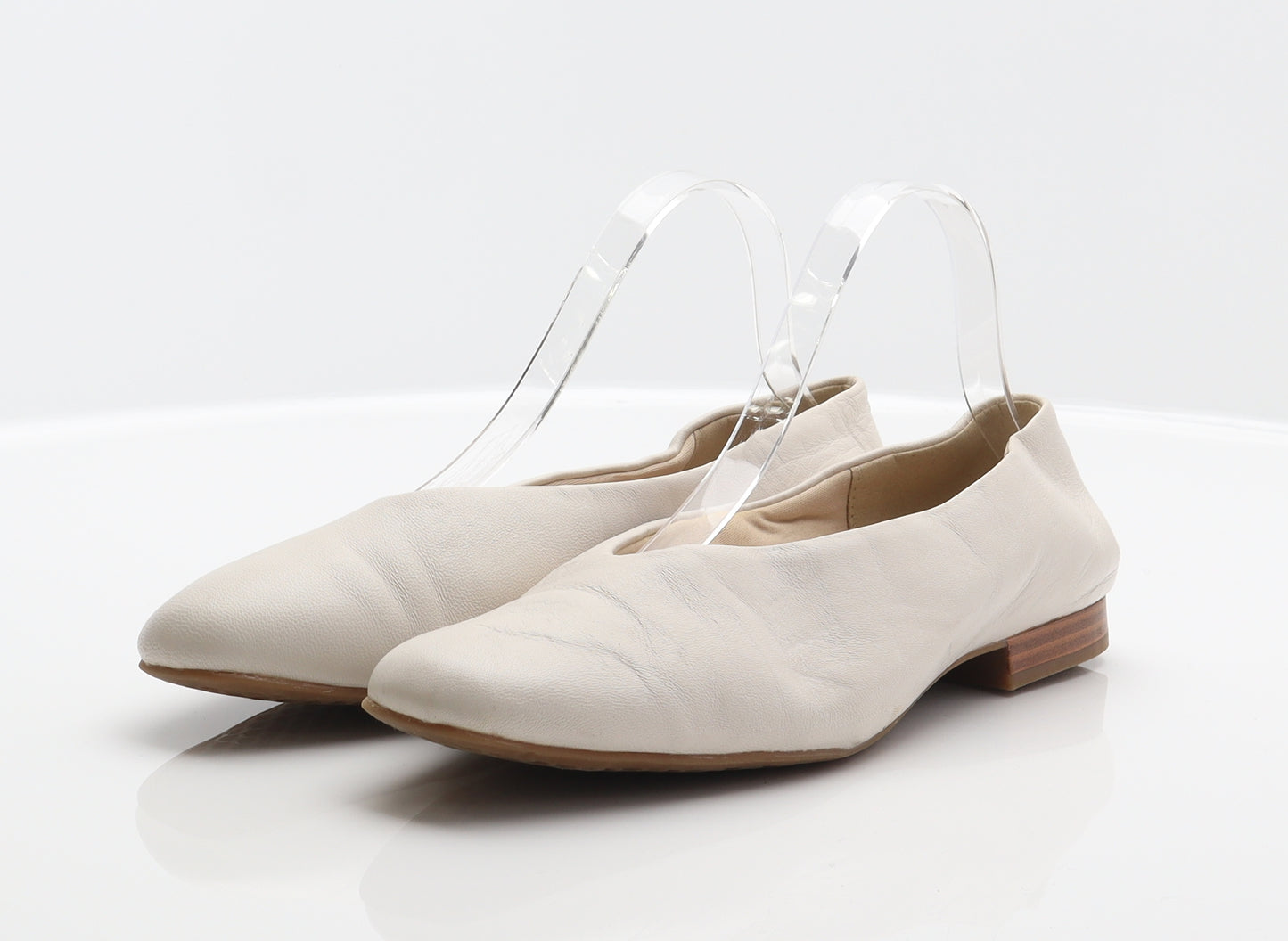 Marks and Spencer Womens Ivory Leather Ballet Flat UK 6.5