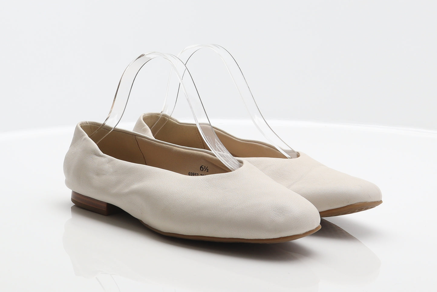 Marks and Spencer Womens Ivory Leather Ballet Flat UK 6.5