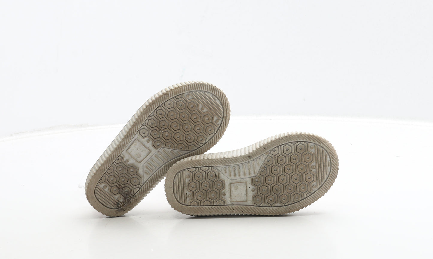 F&F Girls Grey Fabric Trainer UK 6 23 - Heart Detail