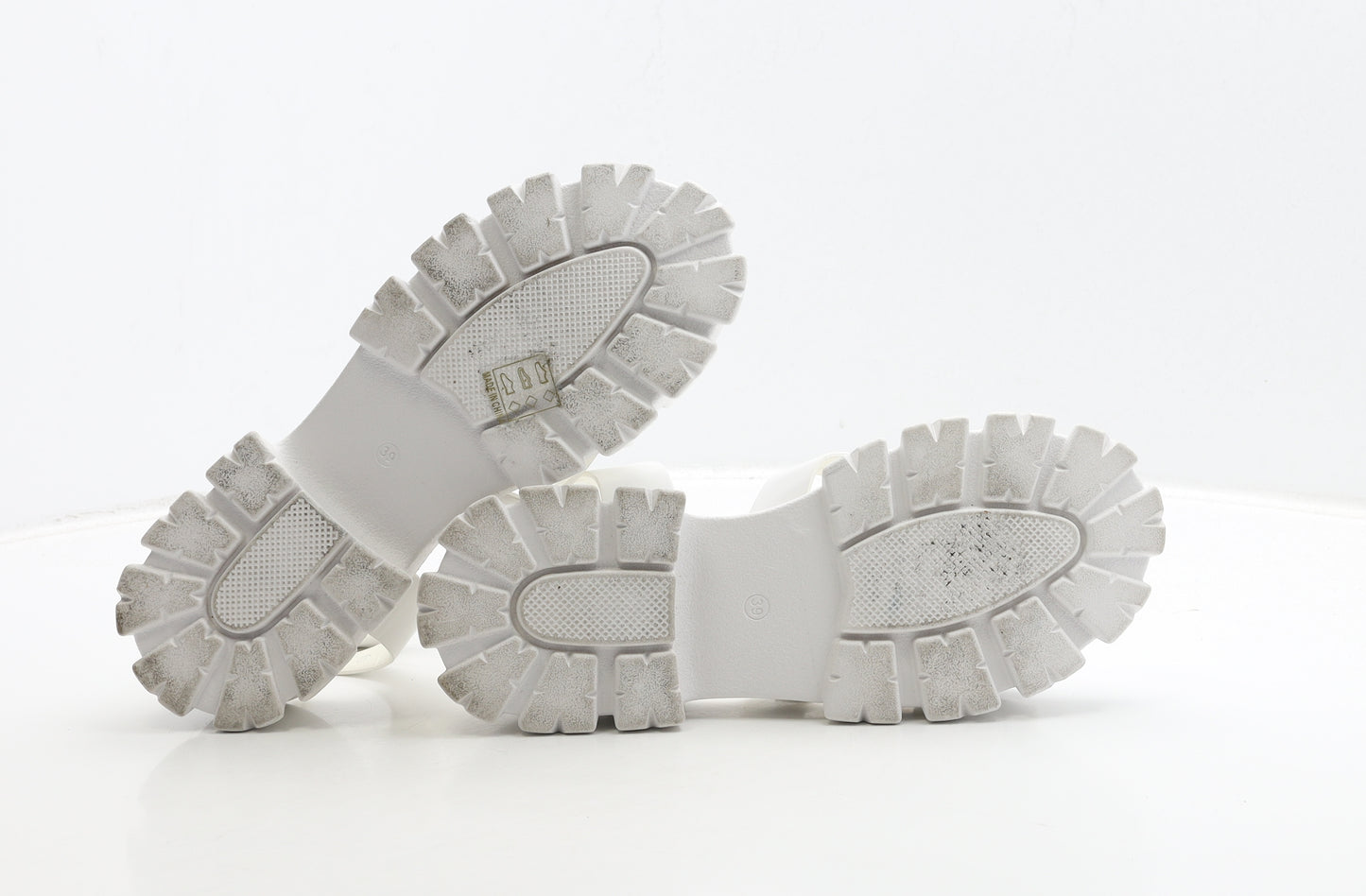 Love It Womens White Polyester Strappy Sandal UK 6 39