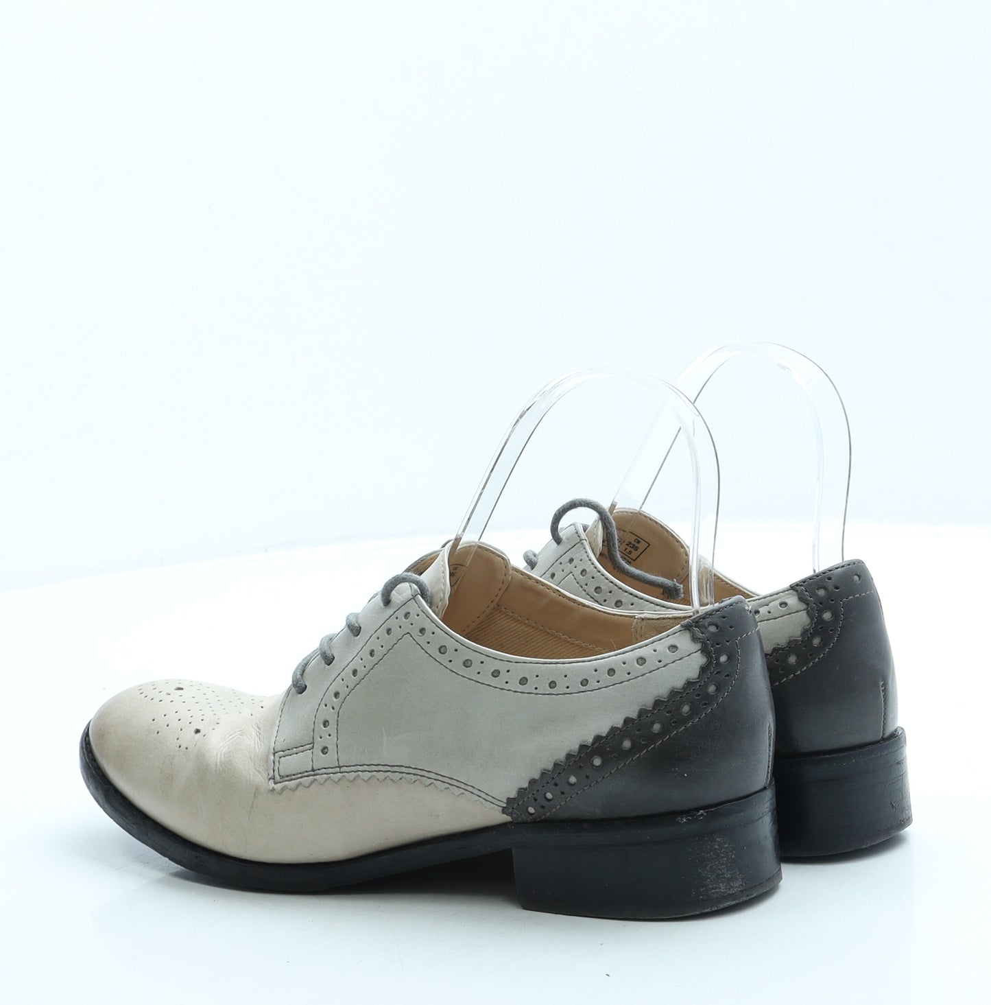 Clarks Womens Beige Leather Flat UK 4.5