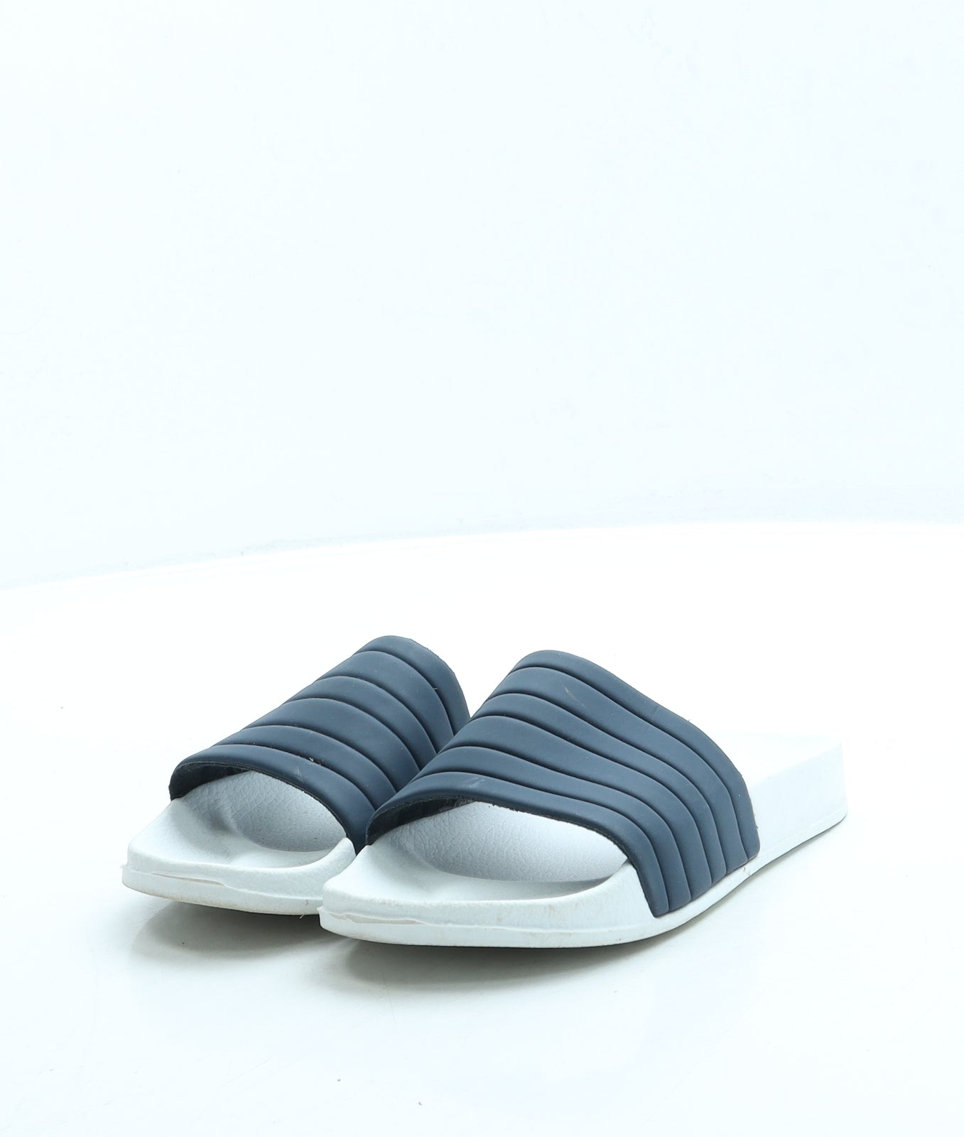 Preworn Boys Blue Rubber Slider Sandal UK 12