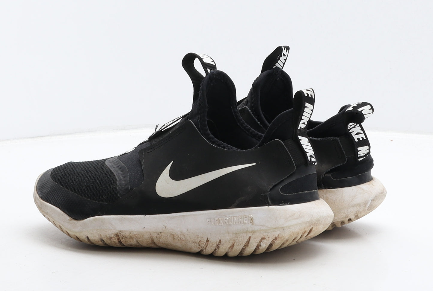 Nike Boys Black Fabric Trainer UK 4 36.5