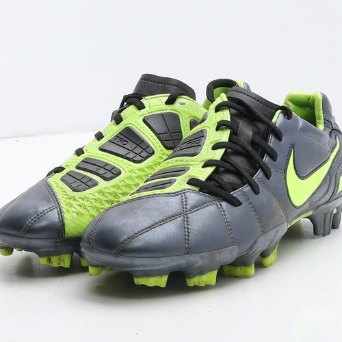 Nike Boys Grey Colourblock Leather Trainer UK 6 39 - Football boots