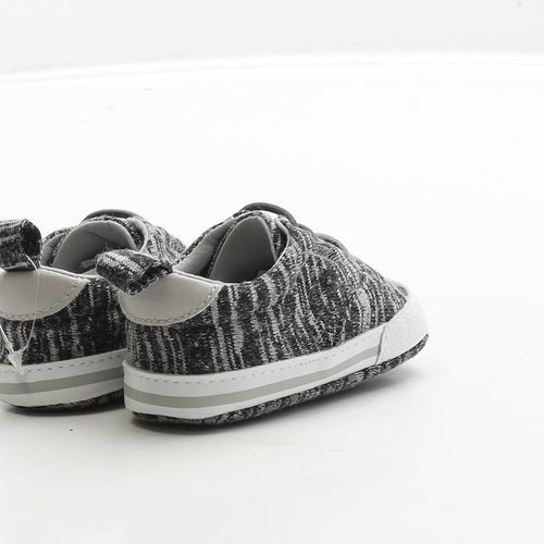 Primark Boys Black Polyester Sneaker Trainer UK 0-6 Months