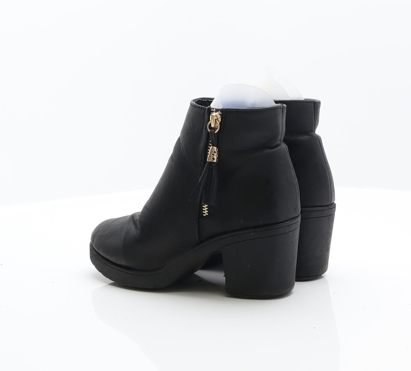 Preworn Womens Black Leather Chelsea Boot UK 4