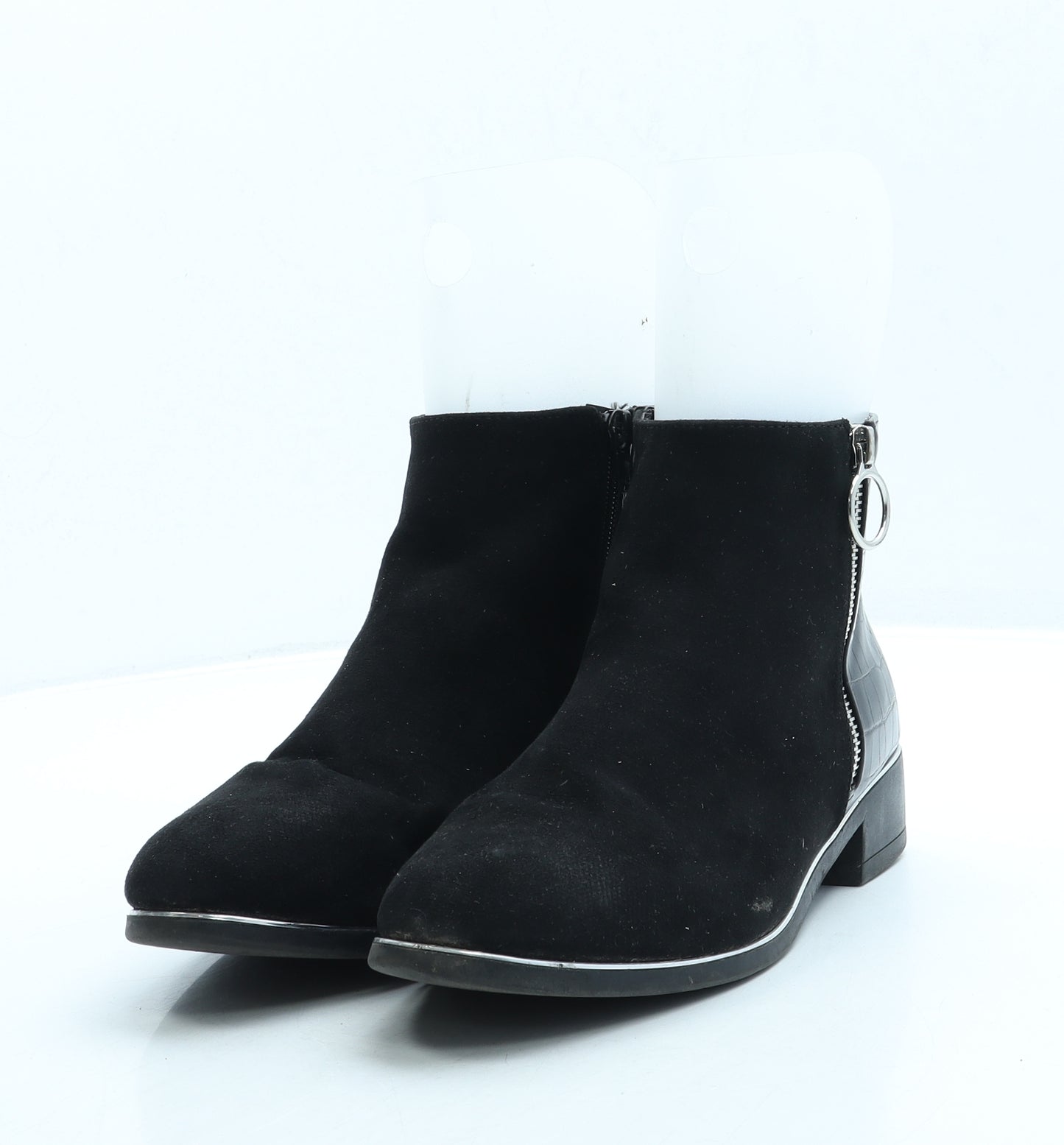 Primark Womens Black Polyester Chelsea Boot UK 7 40 US 9