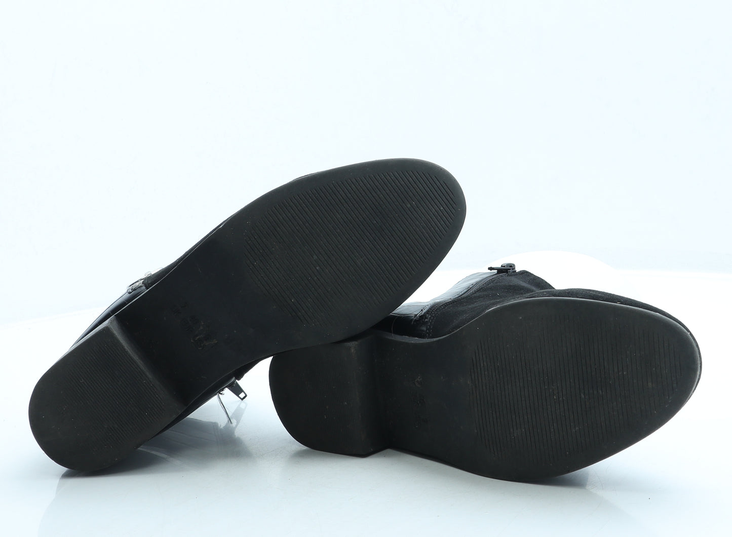 Primark Womens Black Polyester Chelsea Boot UK 7 40 US 9