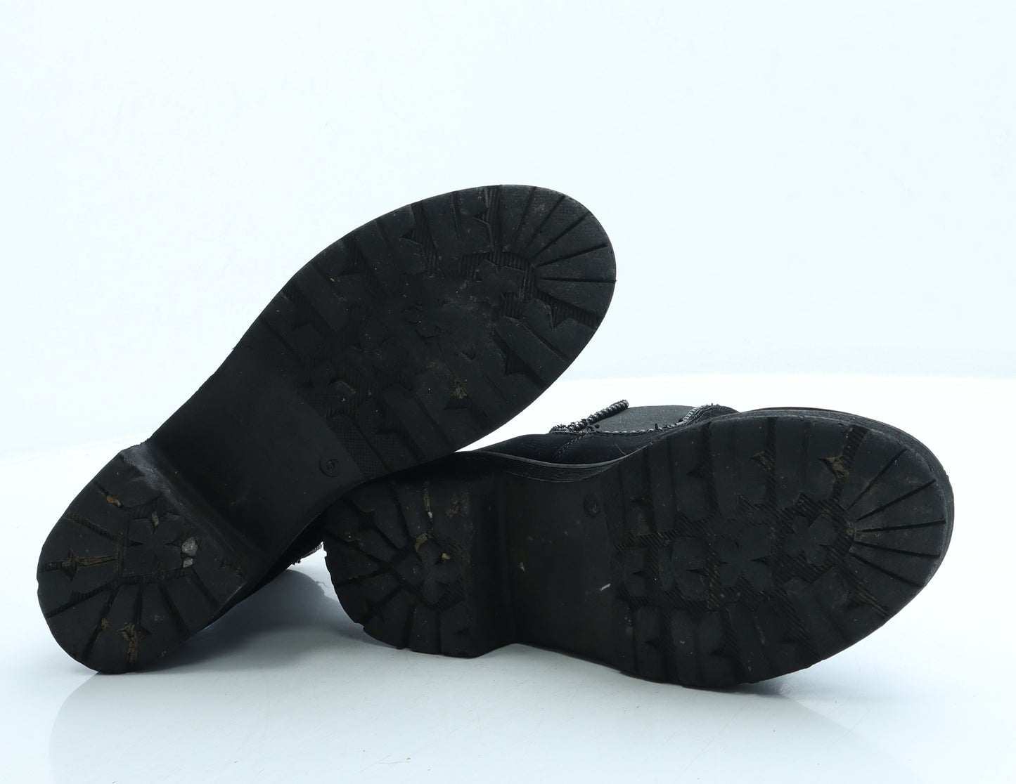 Preworn Womens Black Suede Chelsea Boot UK 6