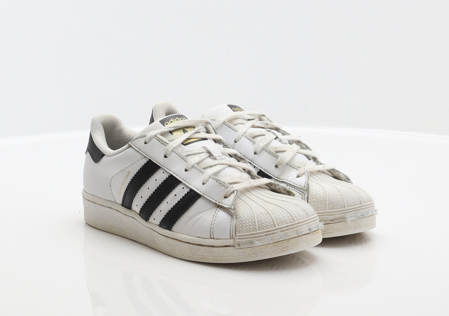 adidas Boys White Striped Synthetic Trainer UK 2 - Superstar