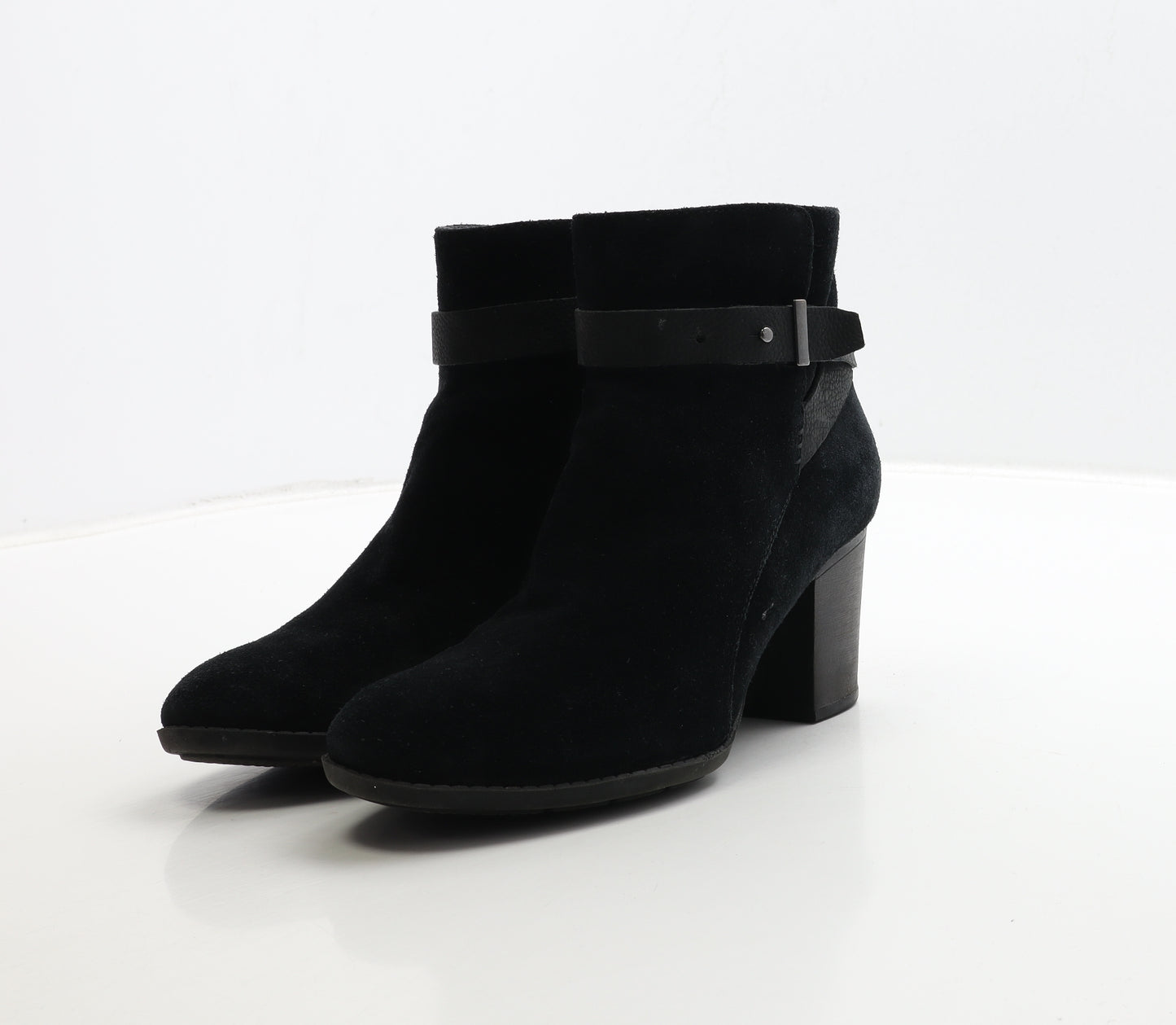 Clarks Womens Black Leather Bootie Boot UK 7 41