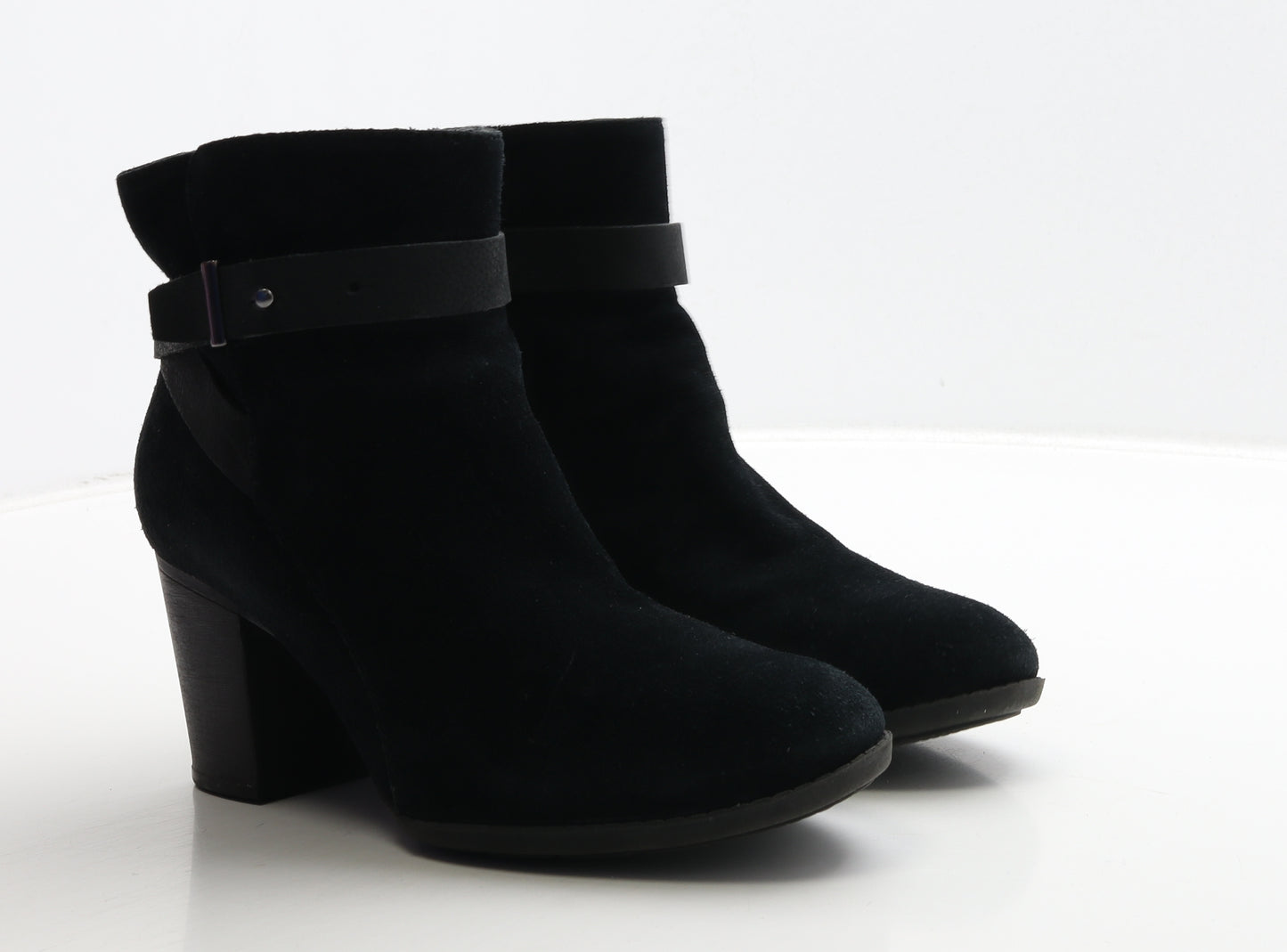 Clarks Womens Black Leather Bootie Boot UK 7 41