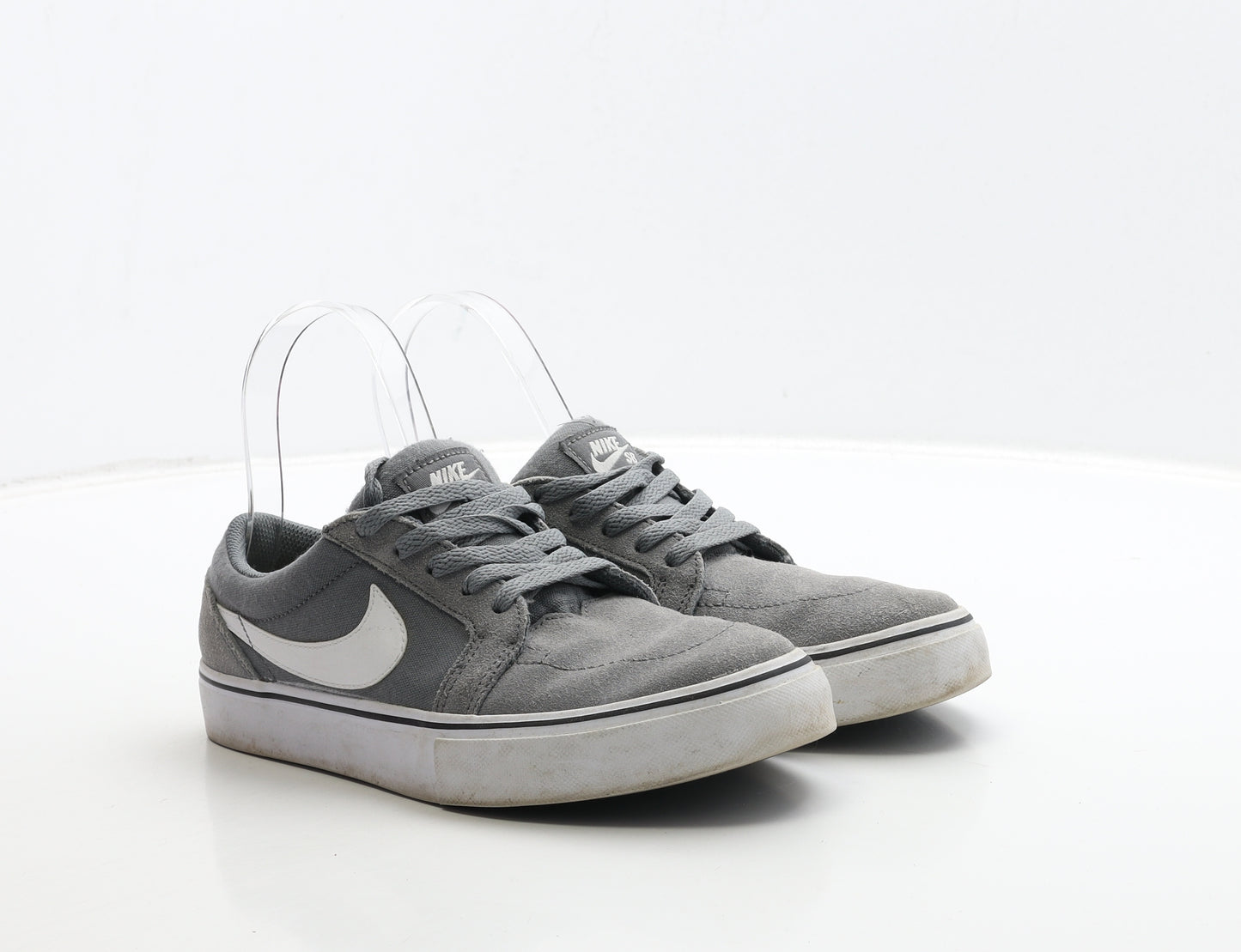 Nike Boys Grey Suede Trainer UK 4 36.5