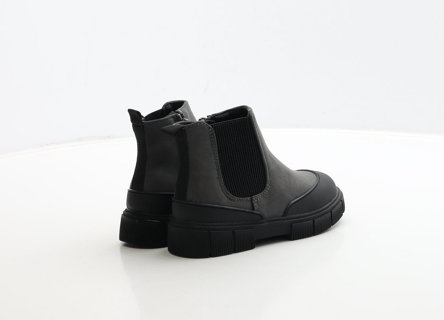 Schuh Girls Grey Leather Chelsea Boot UK 8