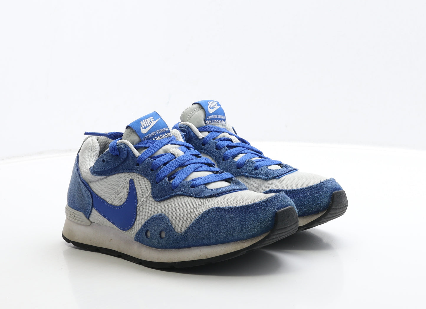 Nike Boys Grey Polyester Trainer UK 6 39 - Venture Runner