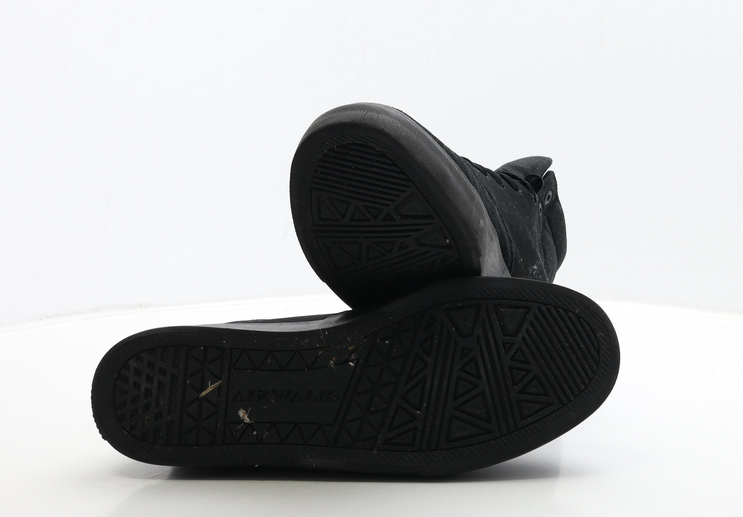 AIRWALK Mens Black Suede Trainer UK 10 45