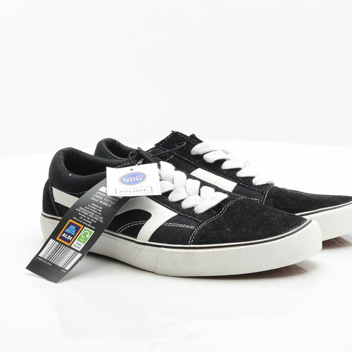Avenue Mens Black Suede Trainer UK 7