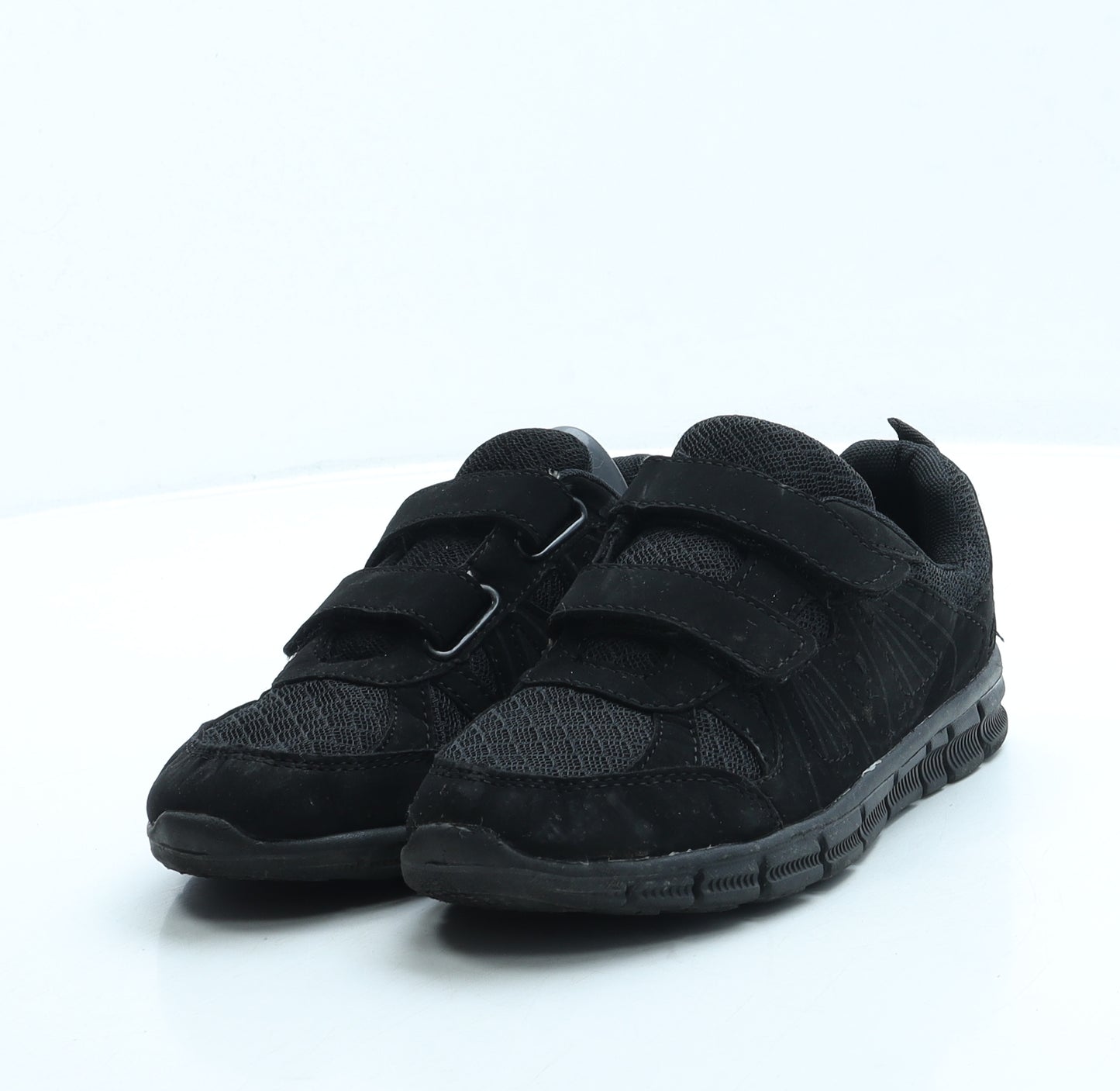 Preworn Boys Black Polyester Trainer UK 1