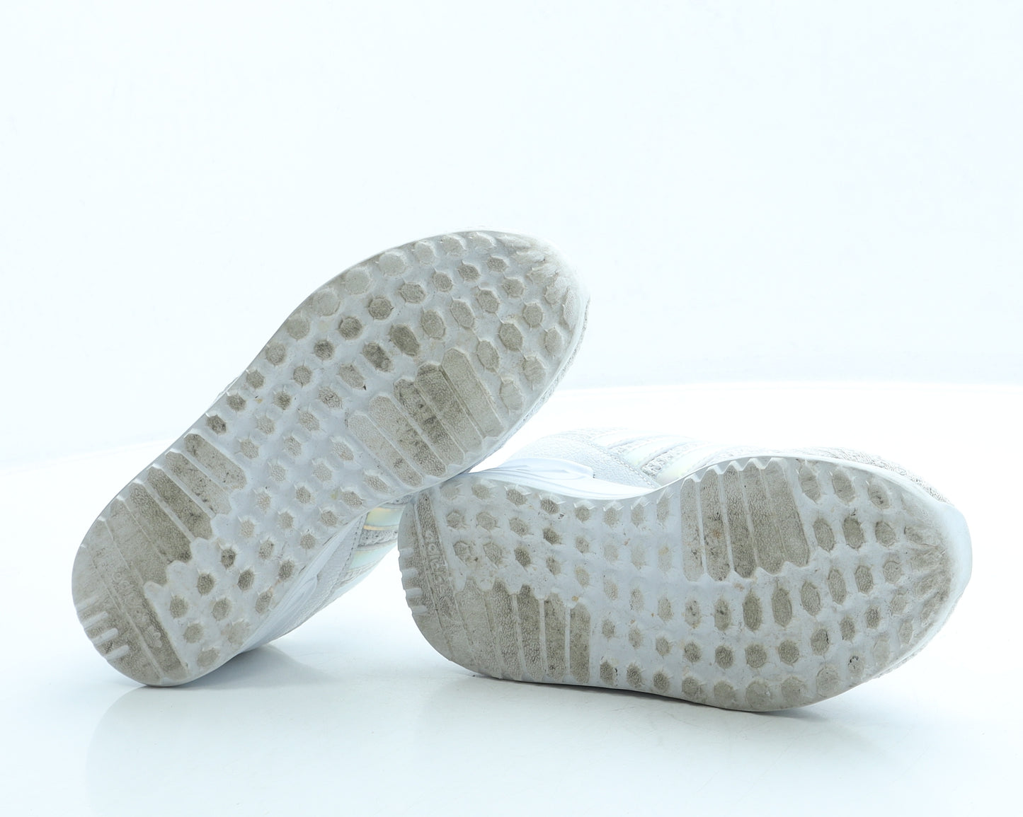 adidas Girls White Polyester Trainer UK 2 34