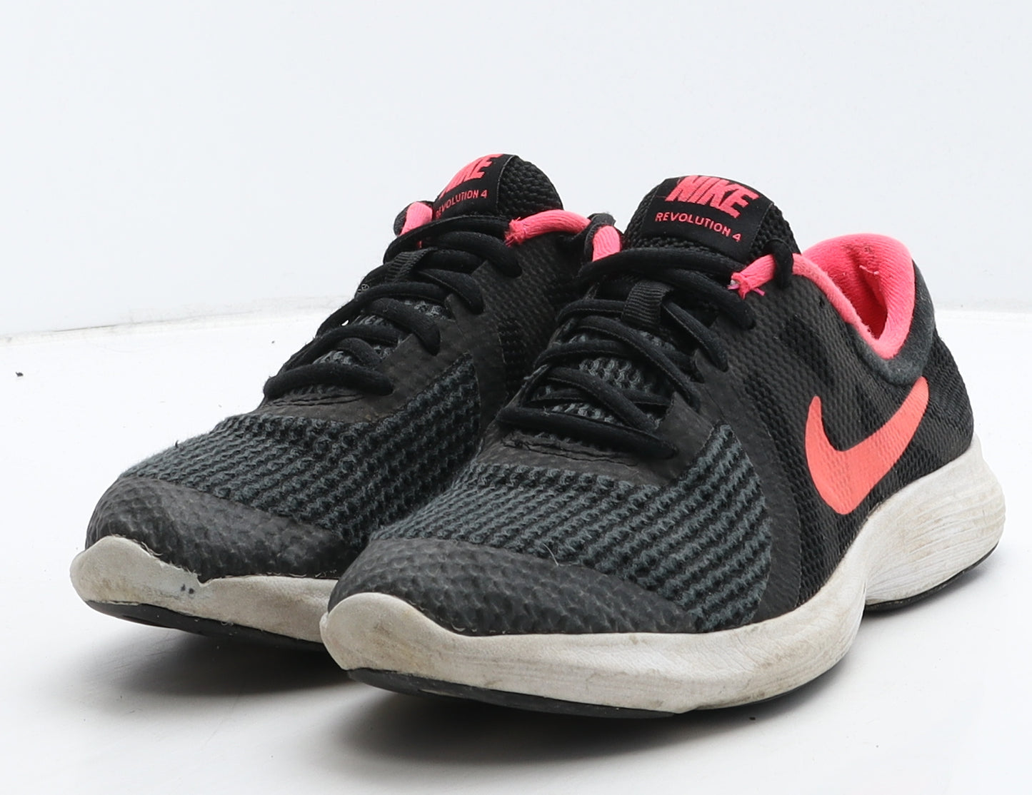 Nike Womens Black Geometric Fabric Trainer UK 5 38