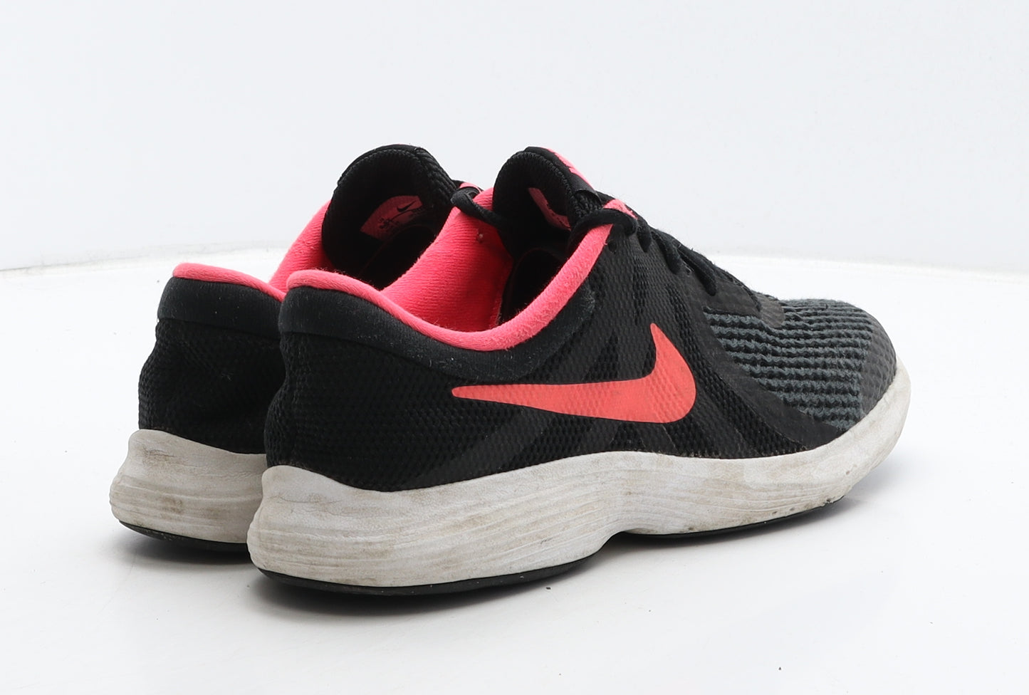 Nike Womens Black Geometric Fabric Trainer UK 5 38