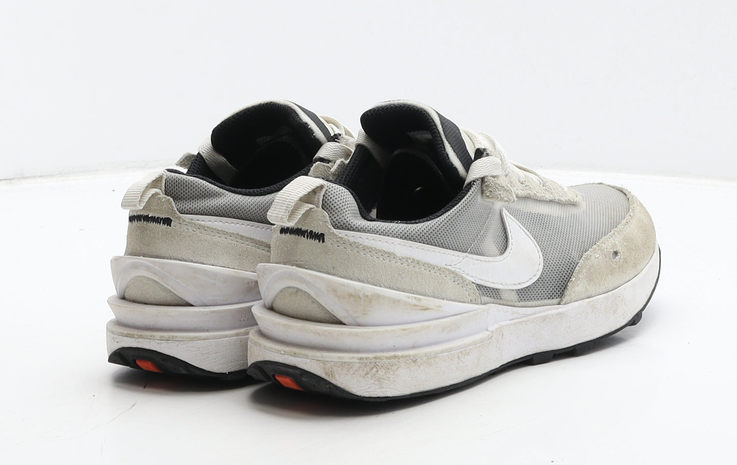 Nike Boys Ivory Synthetic Trainer UK 2 34