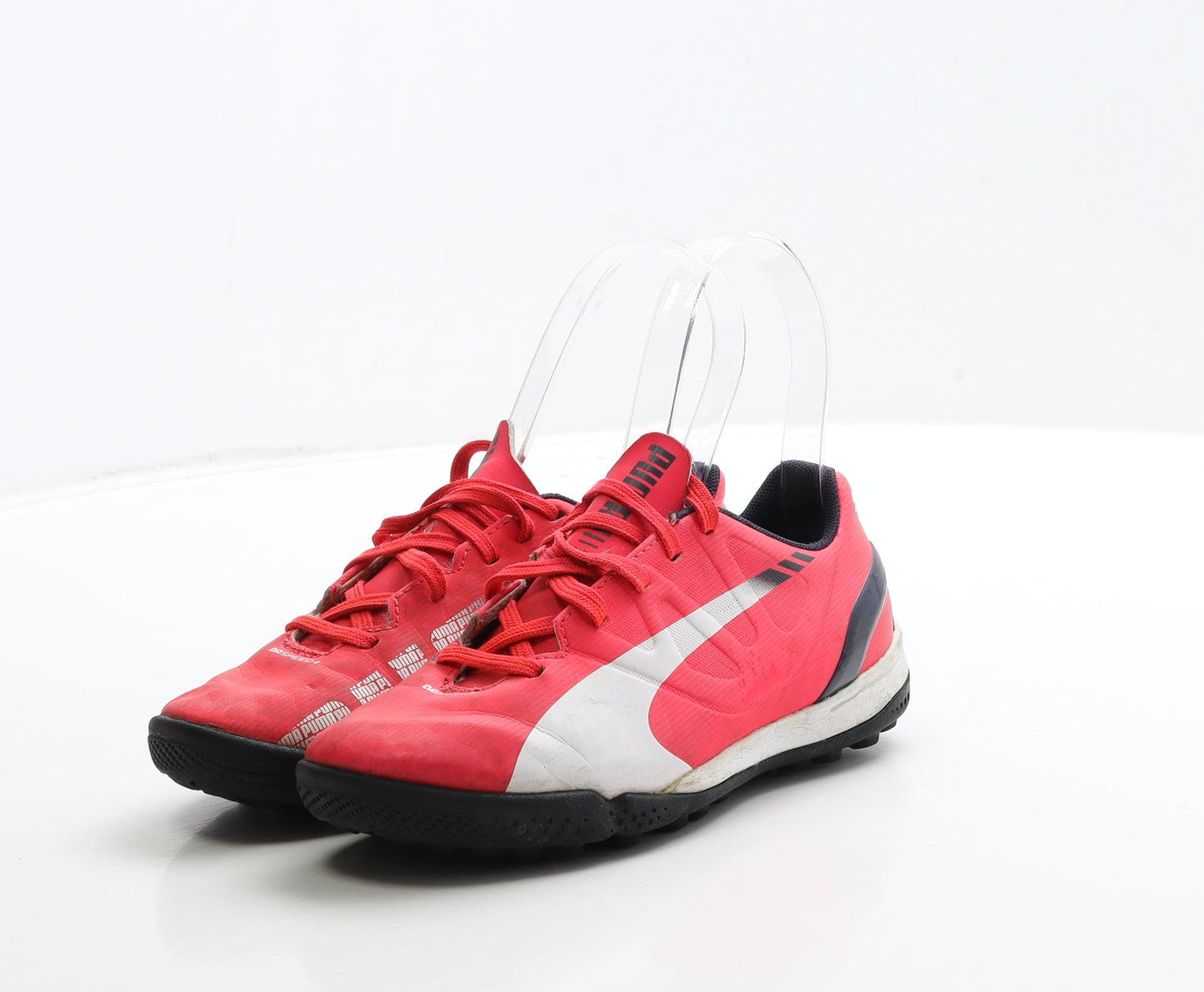 PUMA Boys Pink Leather Trainer UK 12 31 - Astroturf EVO Speed 4