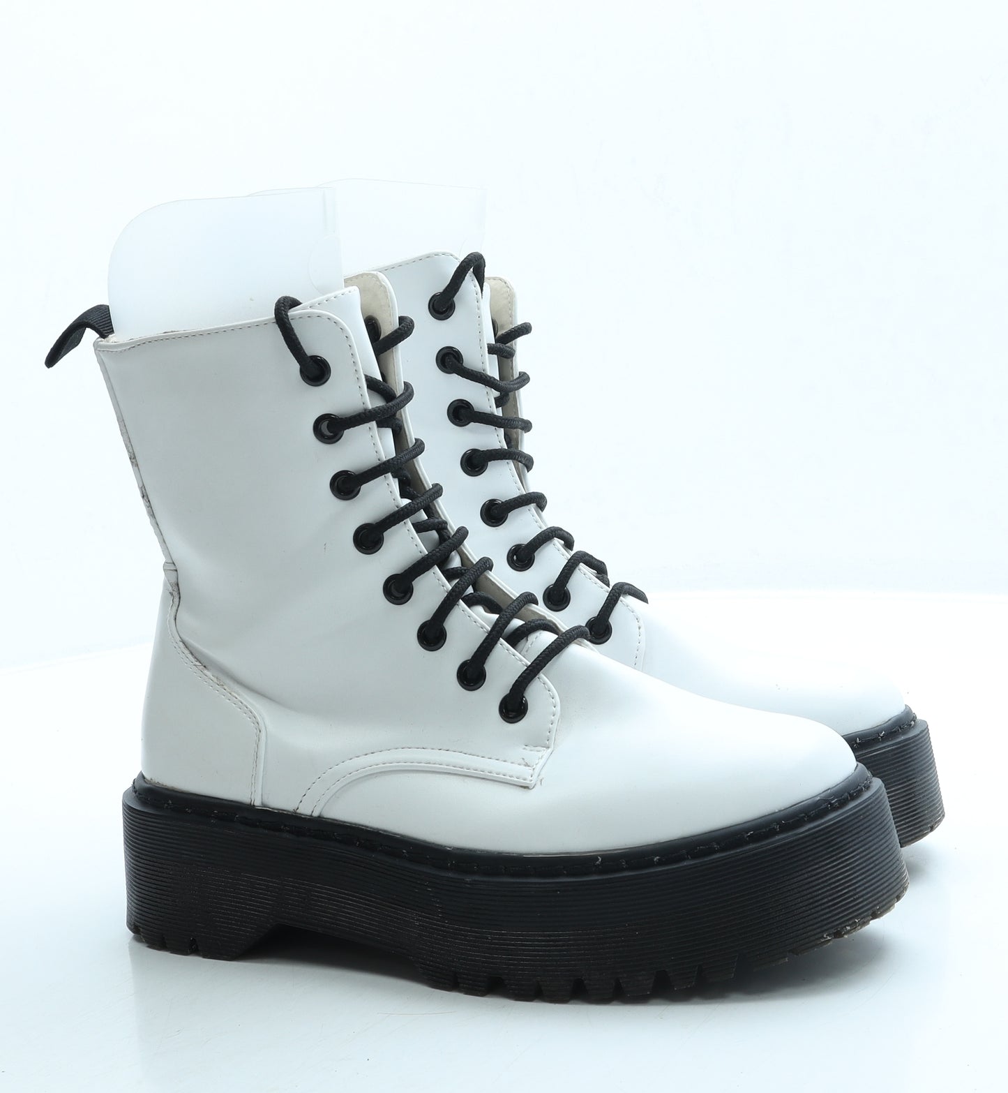 Preworn Womens White Leather Combat Boot UK 5 38