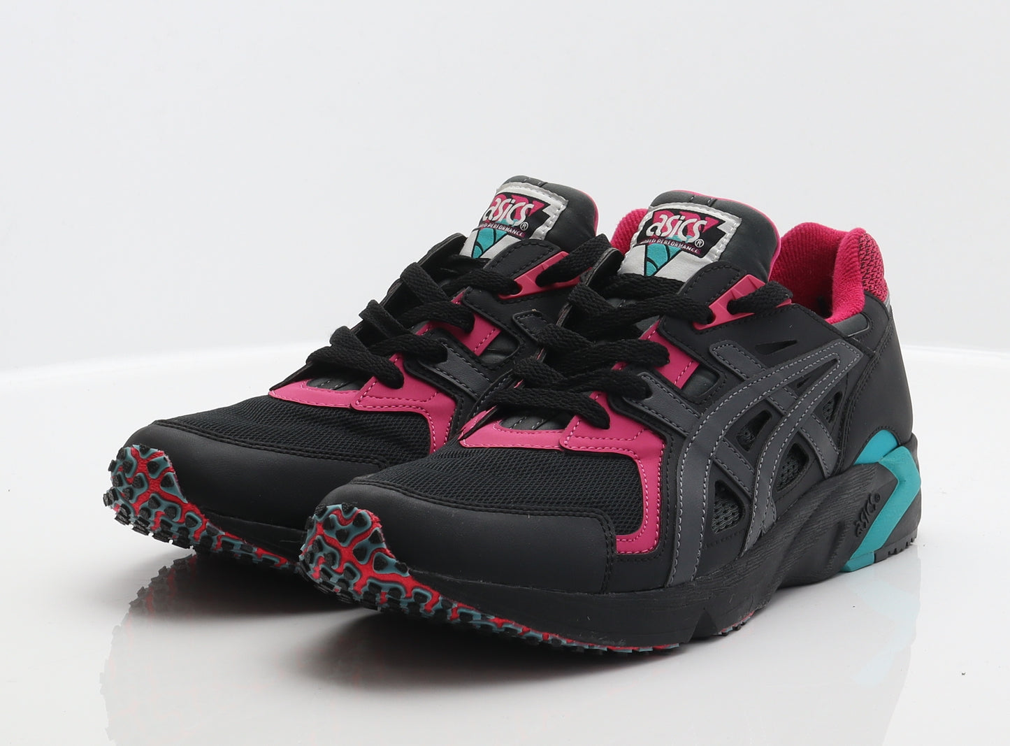 ASICS Mens Black Geometric Synthetic Trainer UK 9.5 44.5