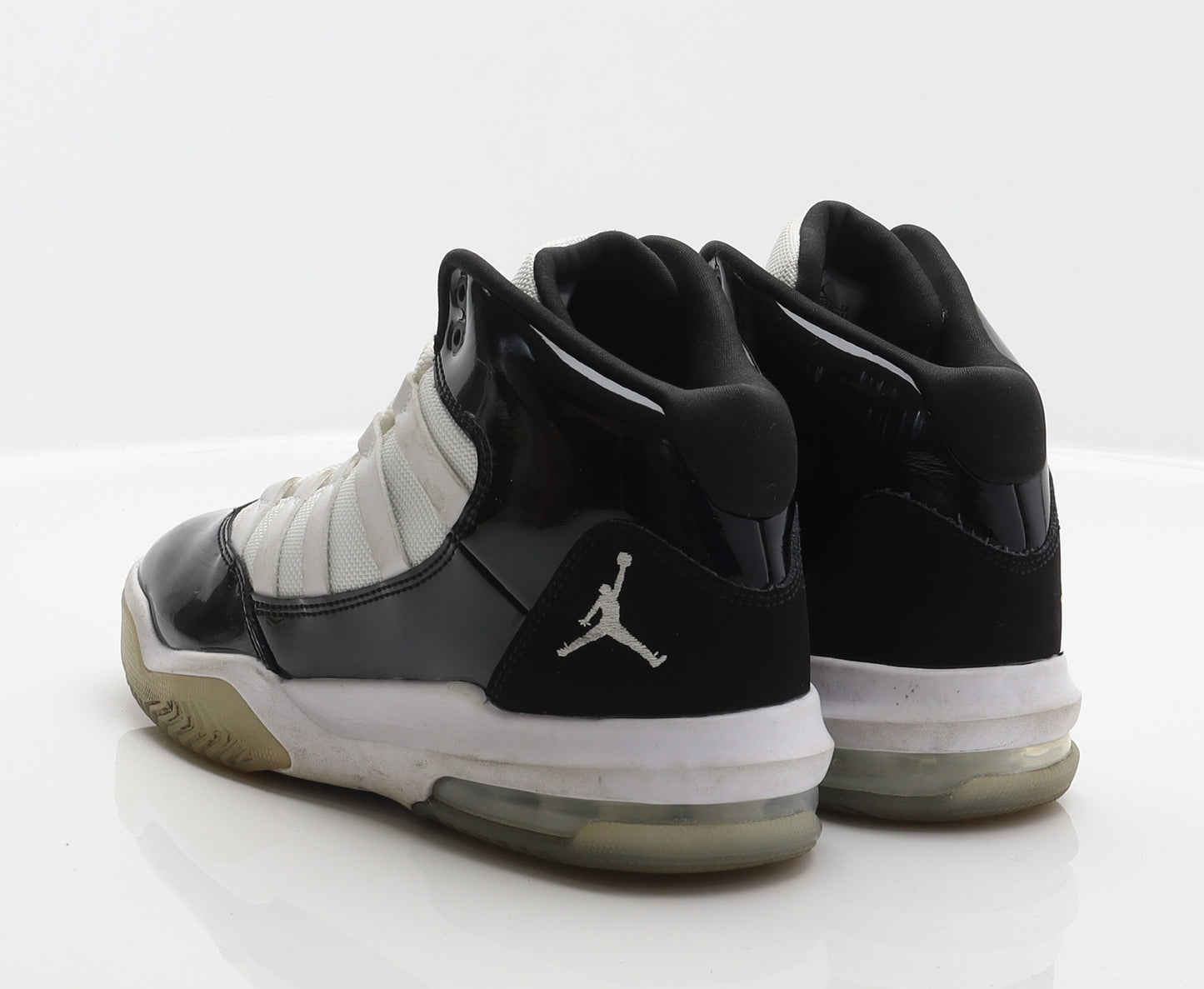 Jordan Boys Black Geometric Synthetic Trainer UK 4 36.5